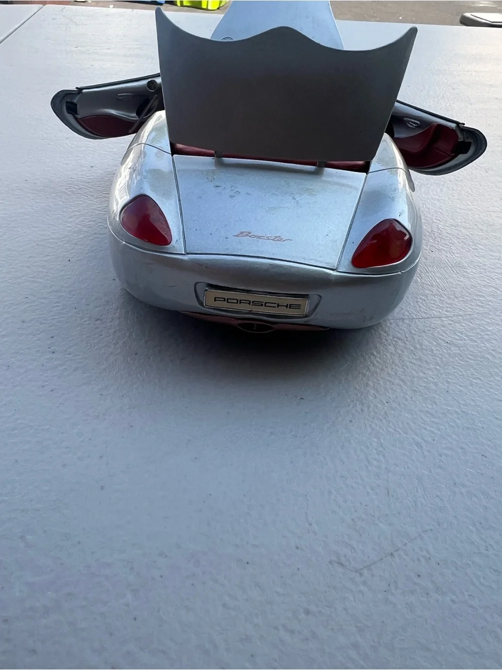 Maisto 1:18 Porsche Boxster Concept Silver Diecast Car Missing Side Mirrors